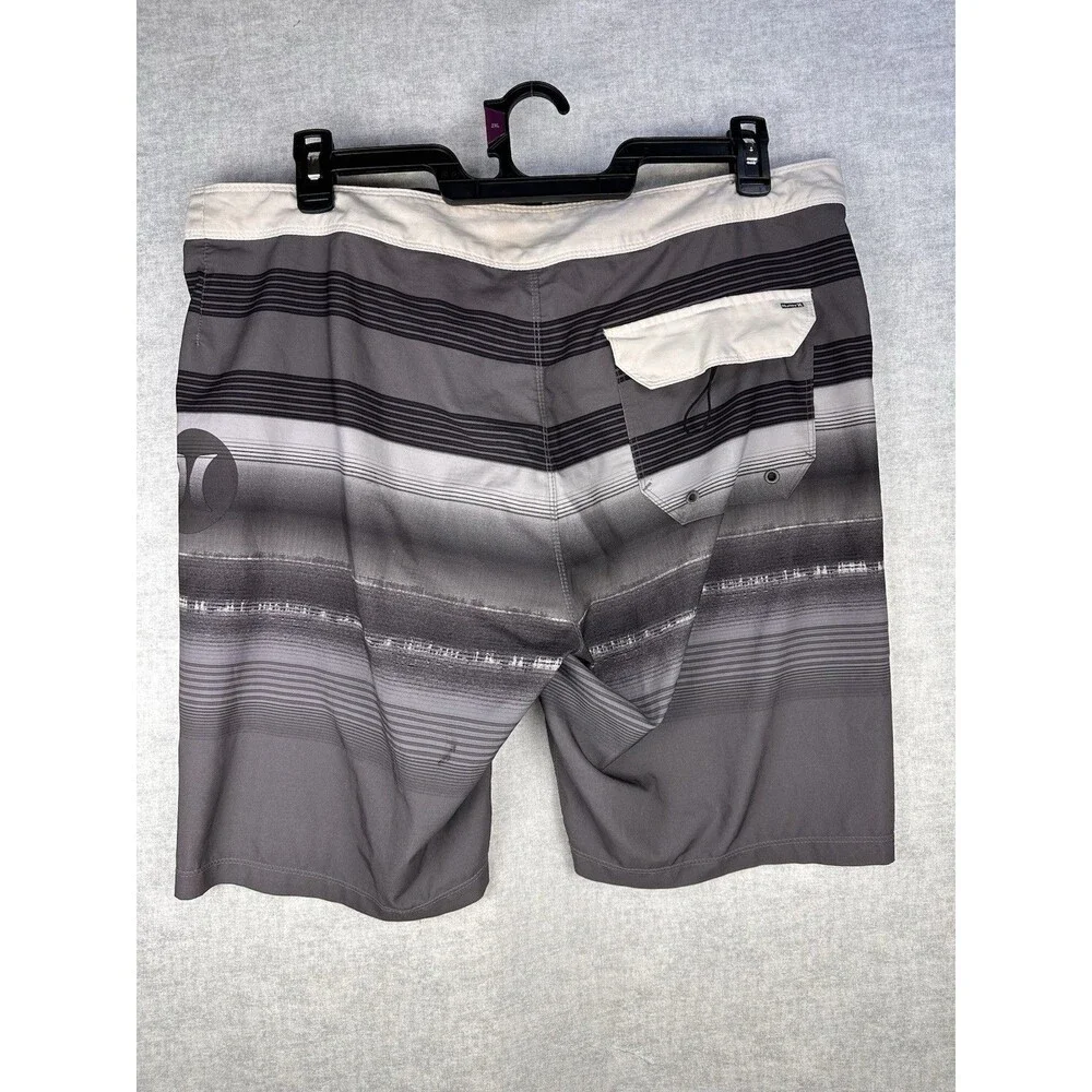 Hurley Phantom Mens Board Shorts Grey Black Striped Size 34